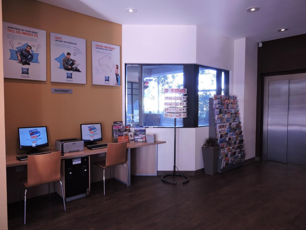 Ibis Budget Sydney Olympic Park Exterior foto
