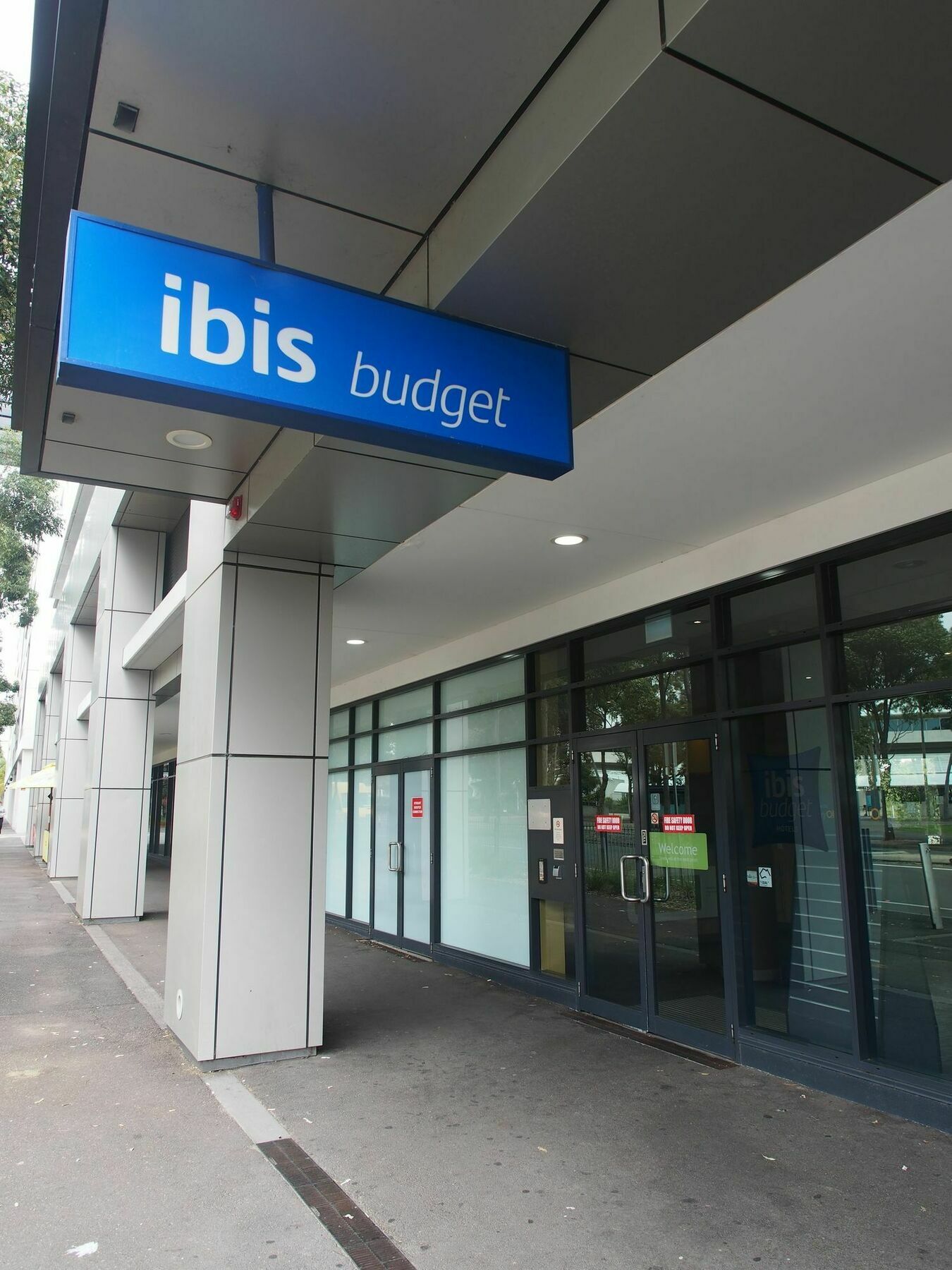 Ibis Budget Sydney Olympic Park Exterior foto