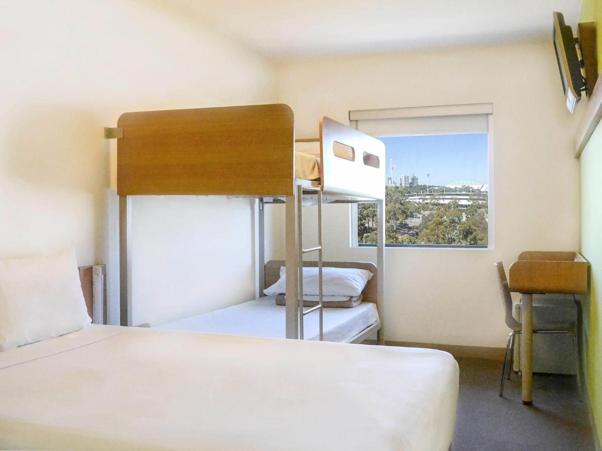 Ibis Budget Sydney Olympic Park Exterior foto